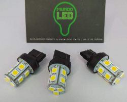 3157 DOS POLOS13 LED´S BLANCO 12 VOLTS